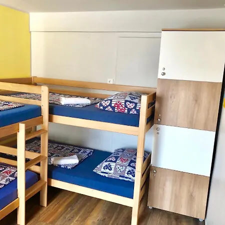 بيت شباب Aladin *