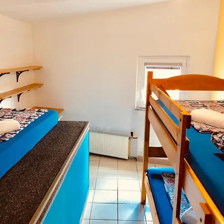 Aladin Hostel *